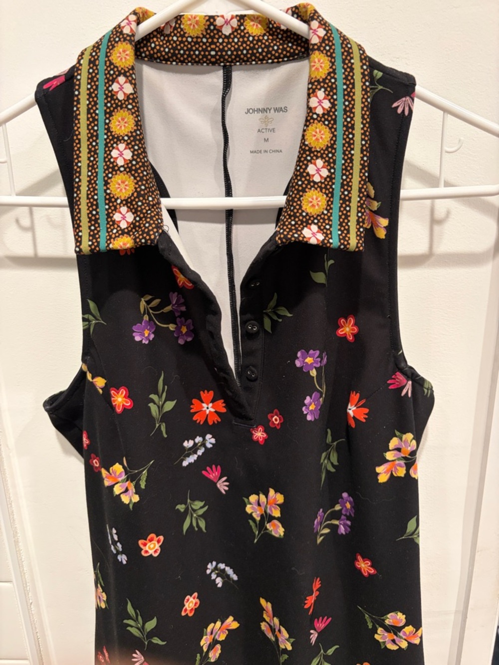 Johnny Was Black Floral Sleeveless Shift Dress with Embellished Collar - Picture 5 of 8